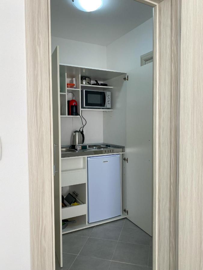 Apartments Monika Будва Экстерьер фото