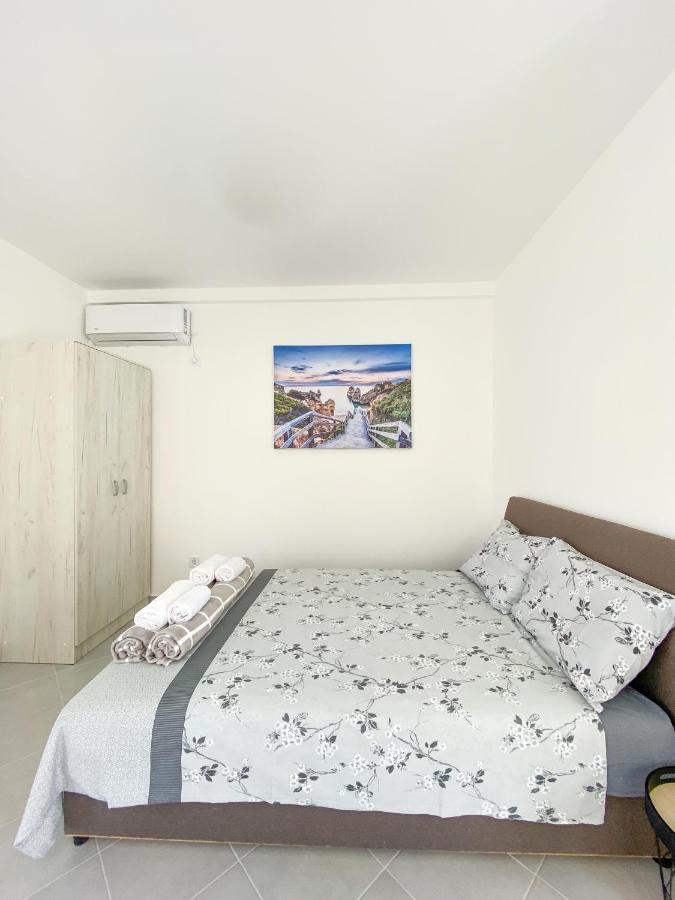 Apartments Monika Будва Экстерьер фото